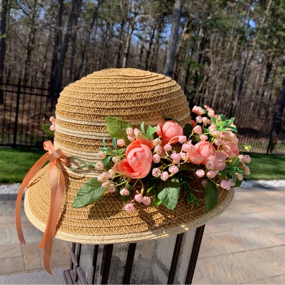 HAND CRAFTED Flower Crown - Picture 5 of 7